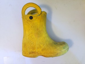 Crocs Kids Can Handle It yellow rain boot with torn handle