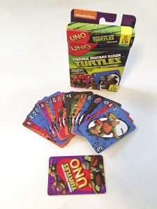 Teenage mutant ninja turtles version of Uno card game