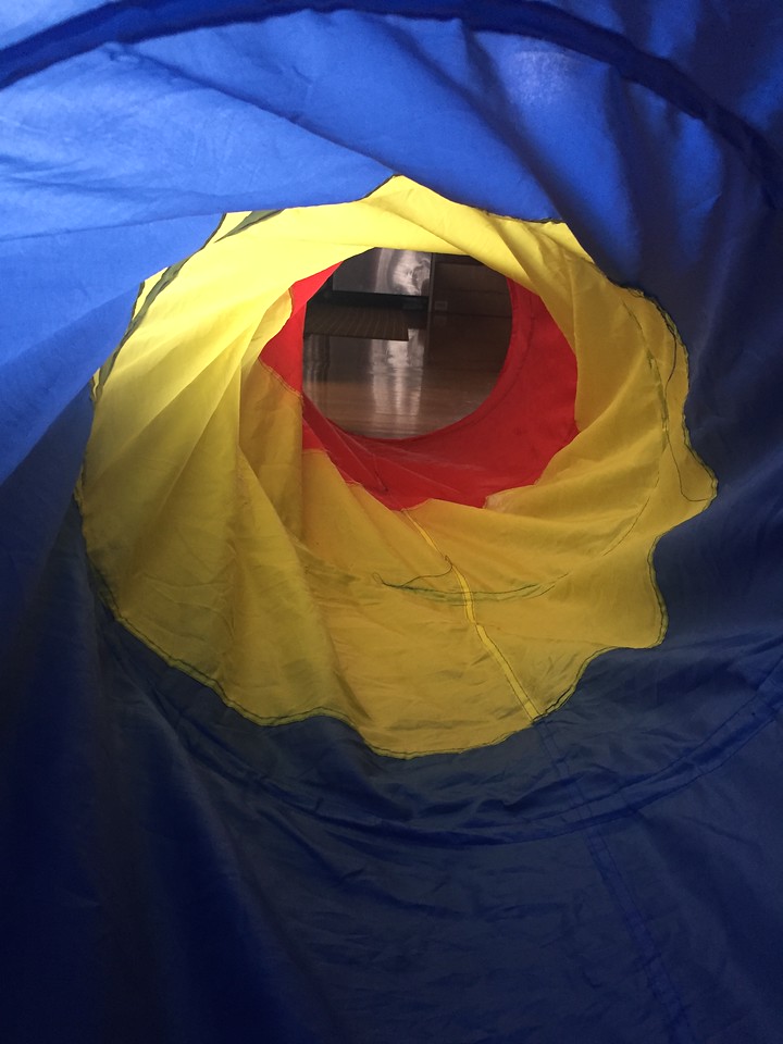 Pop Up Tunnel