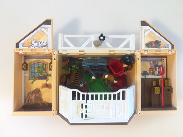 Playmobil my secret box play set box with stuff stored inside