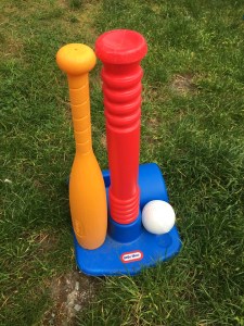 LIttle TIkes T Ball set with bat and ball holder