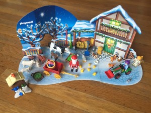 Christmas on the Farm Playmobil Advent calendar set 2017