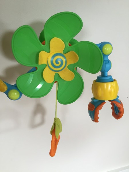 Tiny Love toy arch babies spinning flower pinwheel pull