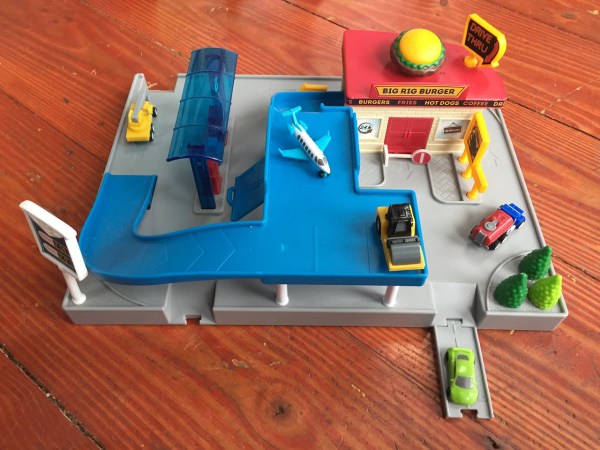 Driven Pocket Series gas service station parking garage restaurant big rig burger tiny vehicle road pieces play set