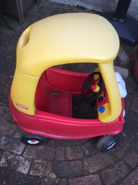 Little Tikes Cozy Coupe car side view