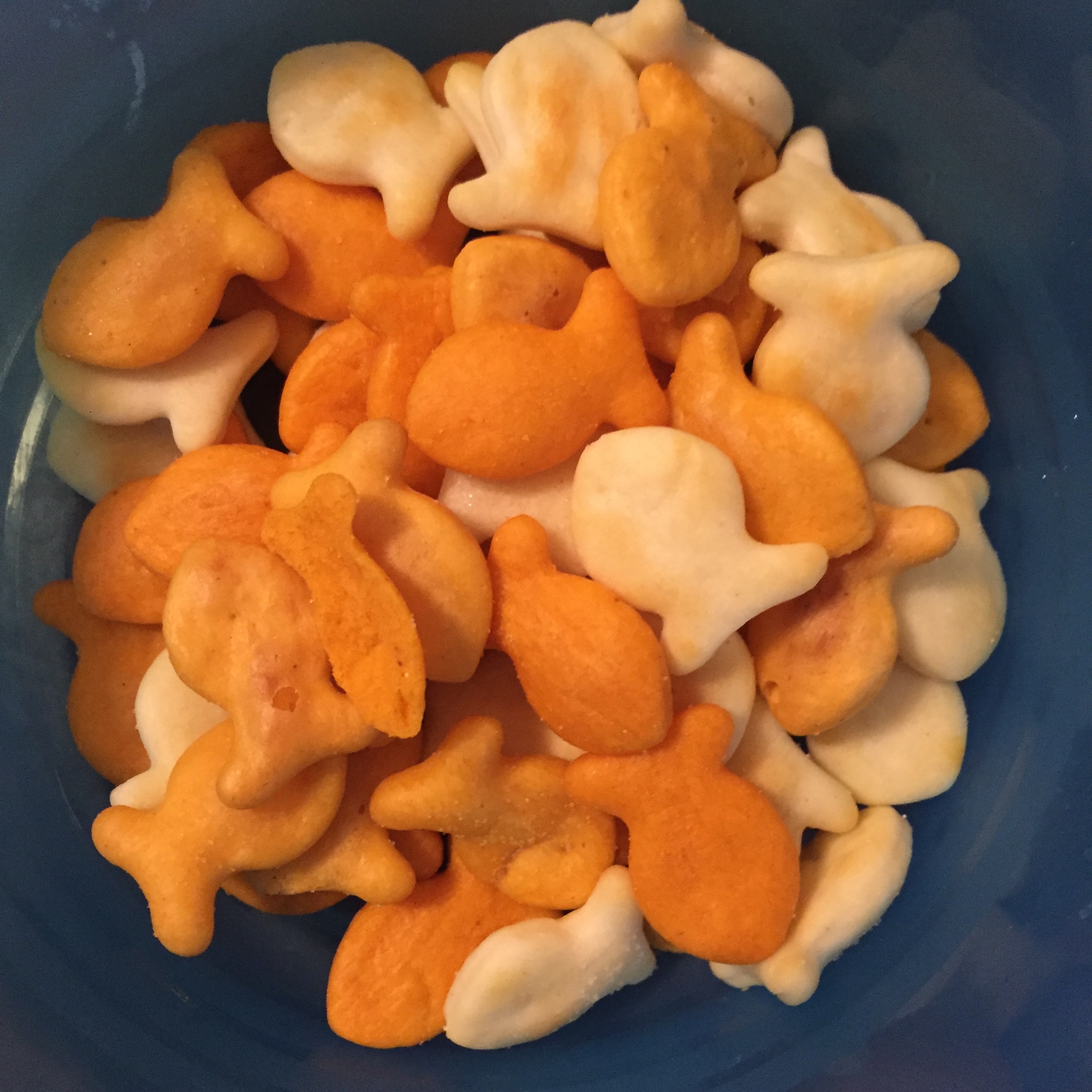 Bowl of goldfish crackers in mixed flavors