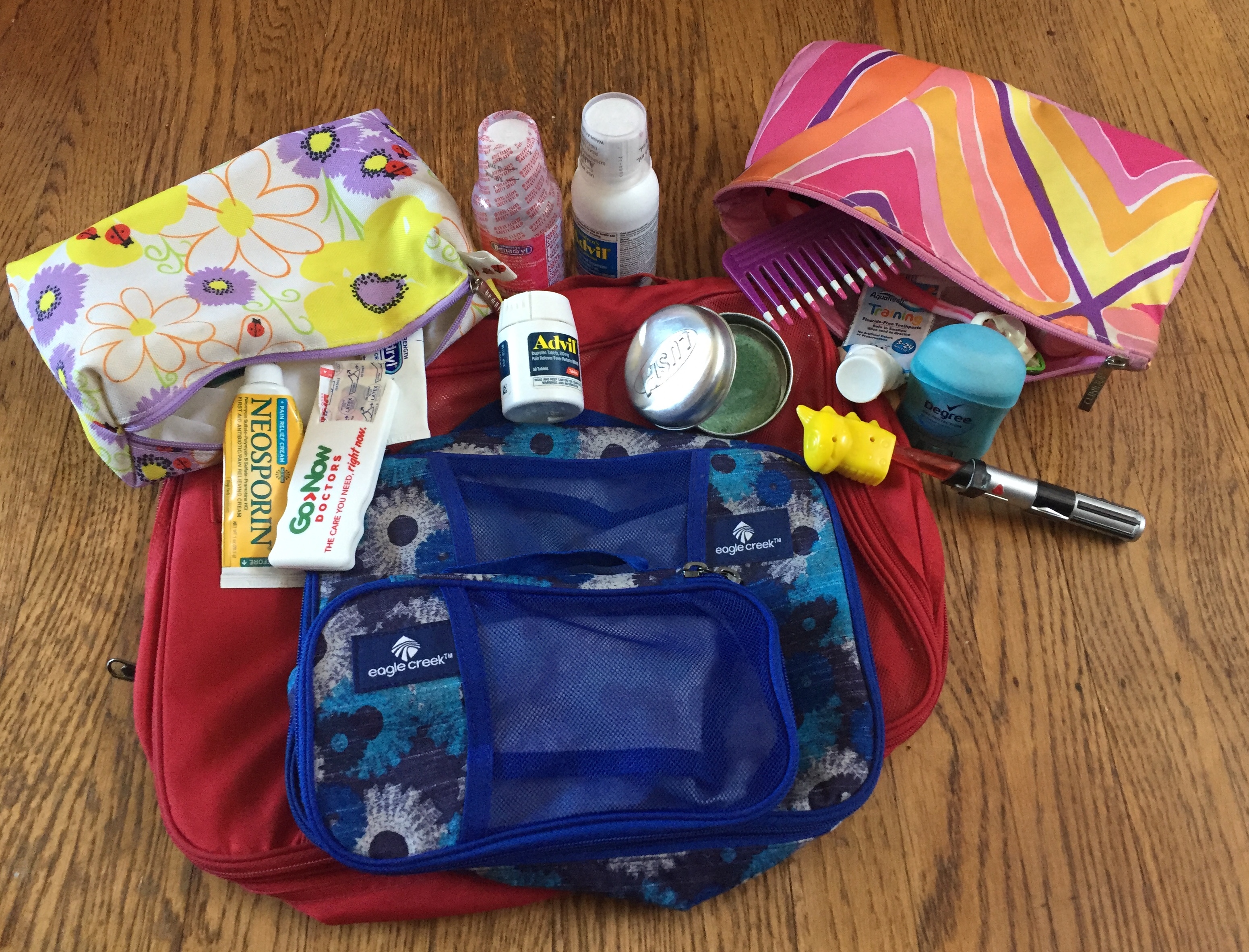 Packing essentials Eagle Creek Pack It Cubes first aid supplies toiletries bathroom