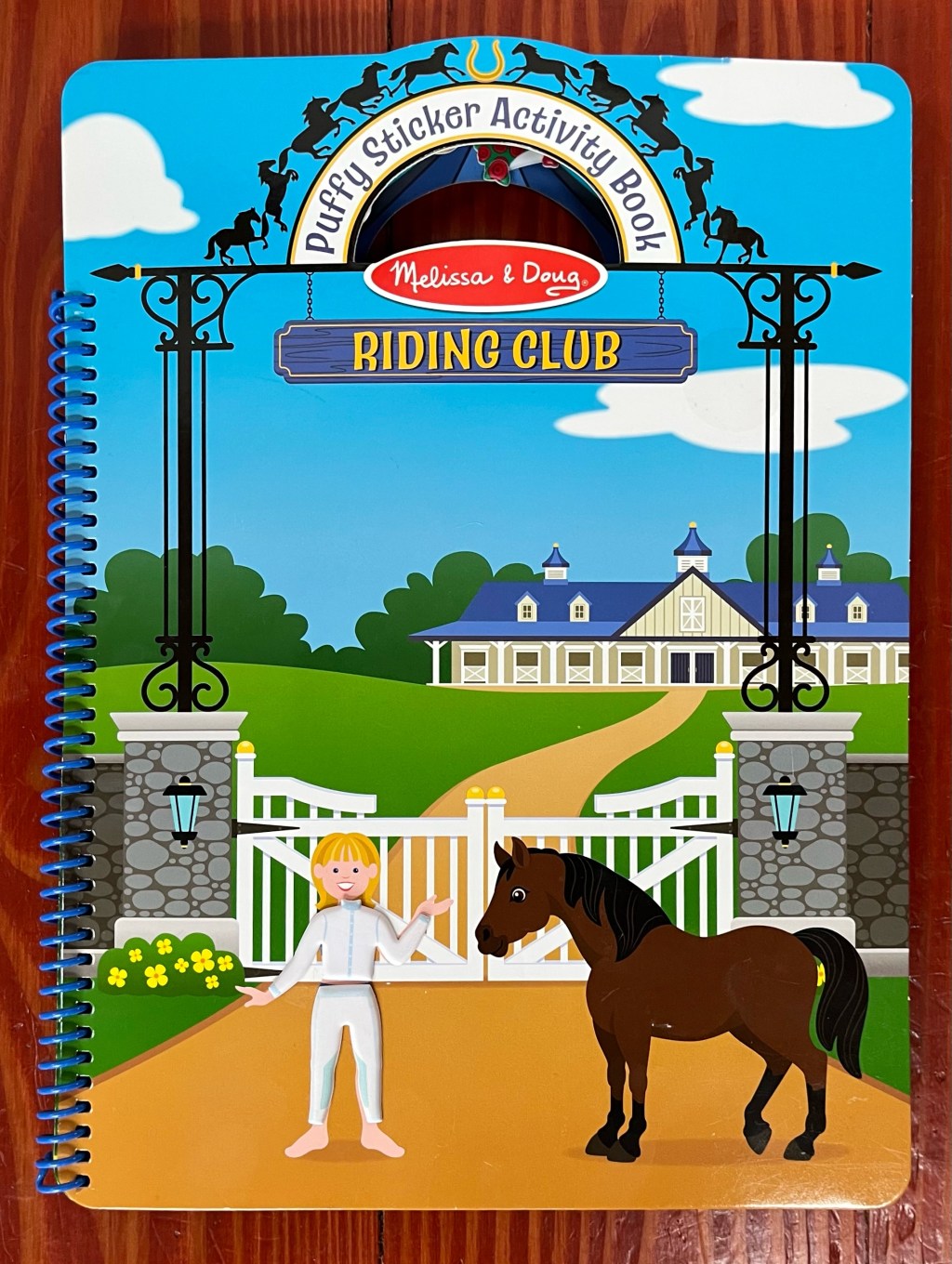 Family Trip Essentials: Sticker Activity&nbsp;Book