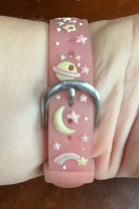 Watch band adjustment on wrist with